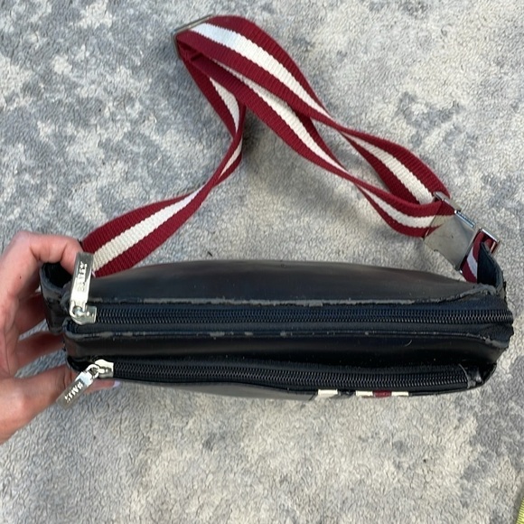 Bally Bum Bag Fanny Pack Sling Belt Bag Stripe DIY NEEDS REPAIR - Picture 9 of 17